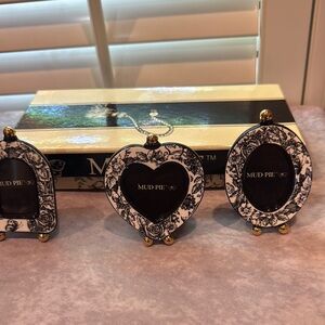Mud Pie‎ Black and White Heart Toile Mini Picture Frames Elegant Accents